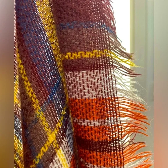 NEW Elegant Cool Weather Square Scarf Wrap, Plum Gold Plaid, Super Soft! - Picture 7 of 10